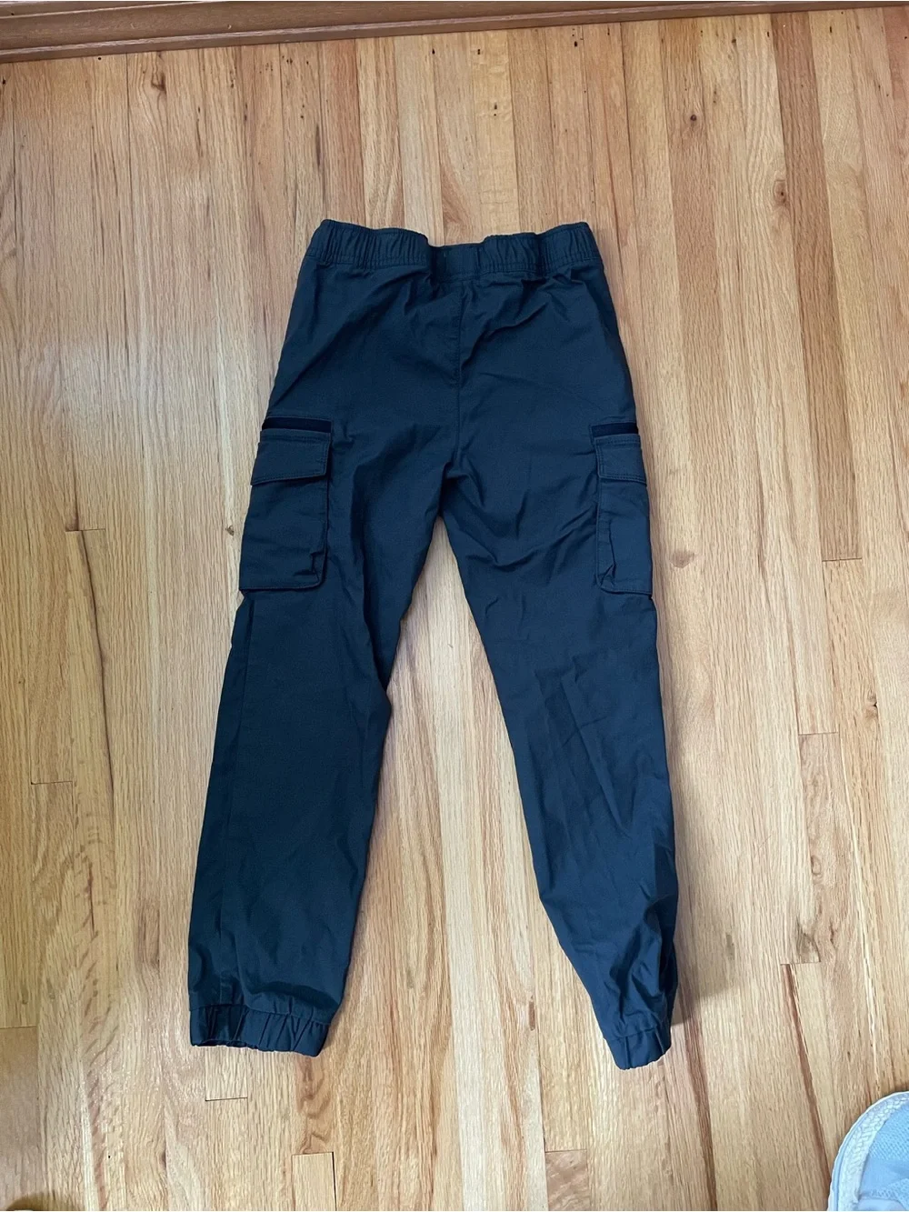 Old Navy boy's cargo tech jogger pants - dark gray, size 8